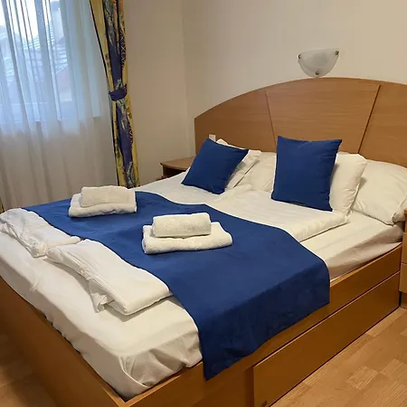 Appartamento Apartmanhaz *