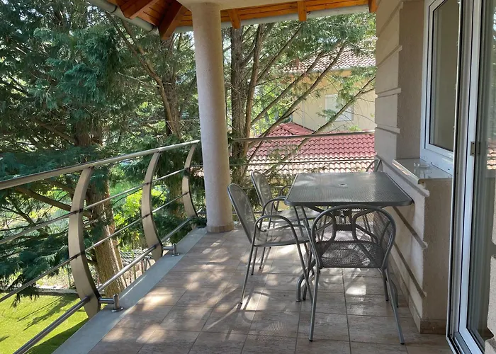 Apartmanhaz Appartamento Siófok