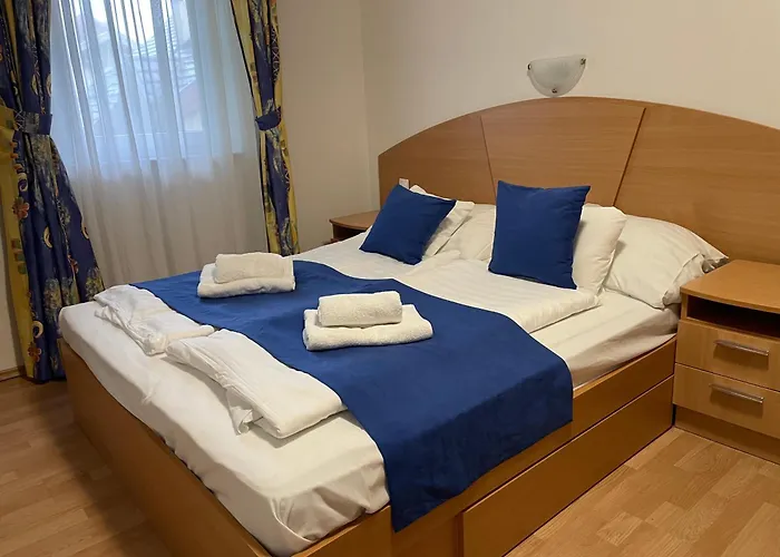 דירה Apartmanhaz *