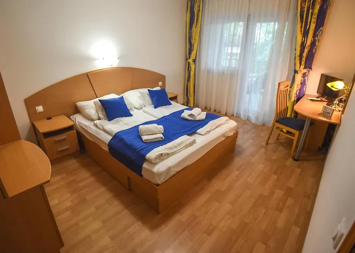 公寓 Apartmanhaz *